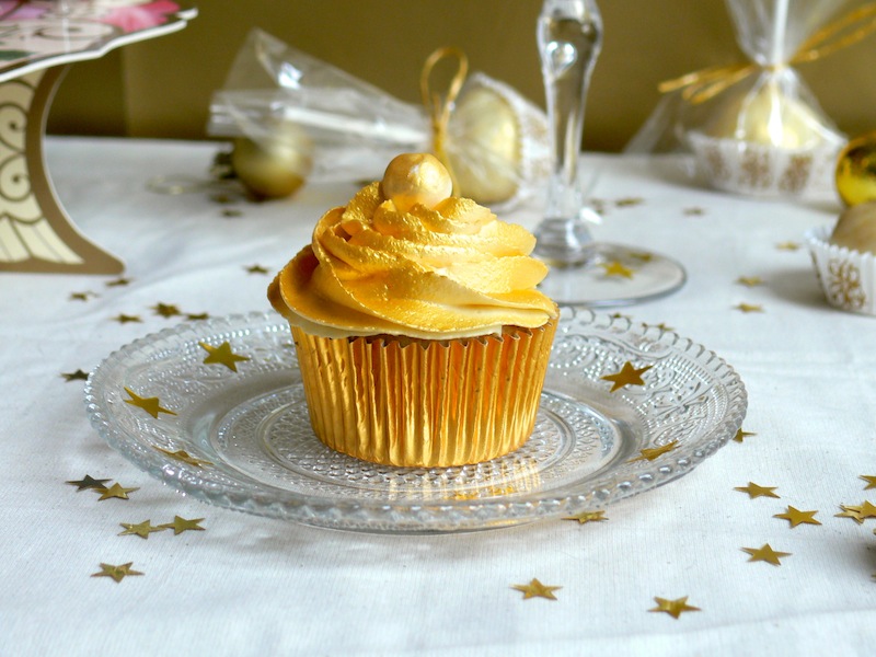 White Chocolate Champagne Cupcakes