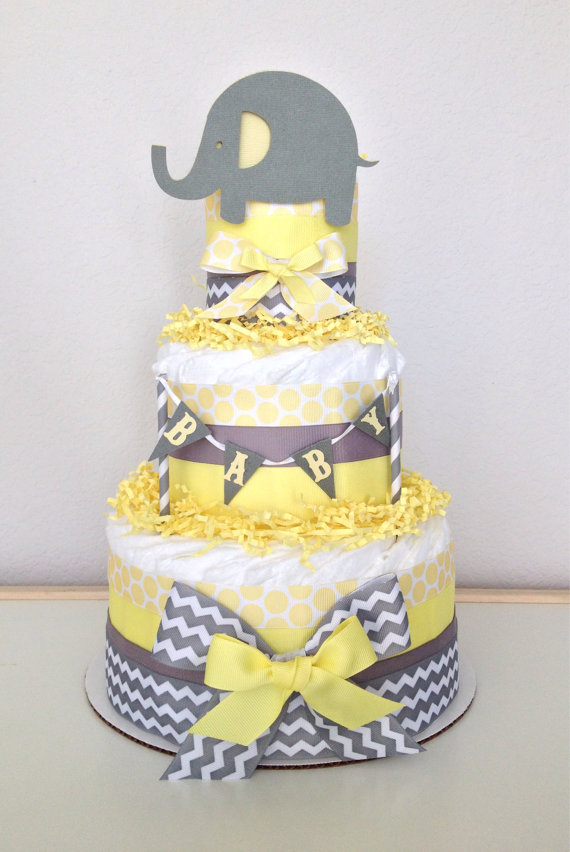 Yellow and Gray Baby Shower Diaper Cake Yellow and Gray Baby Shower Diaper Cake