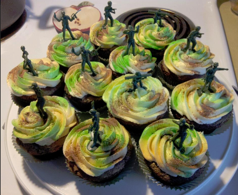 Army Cupcakes