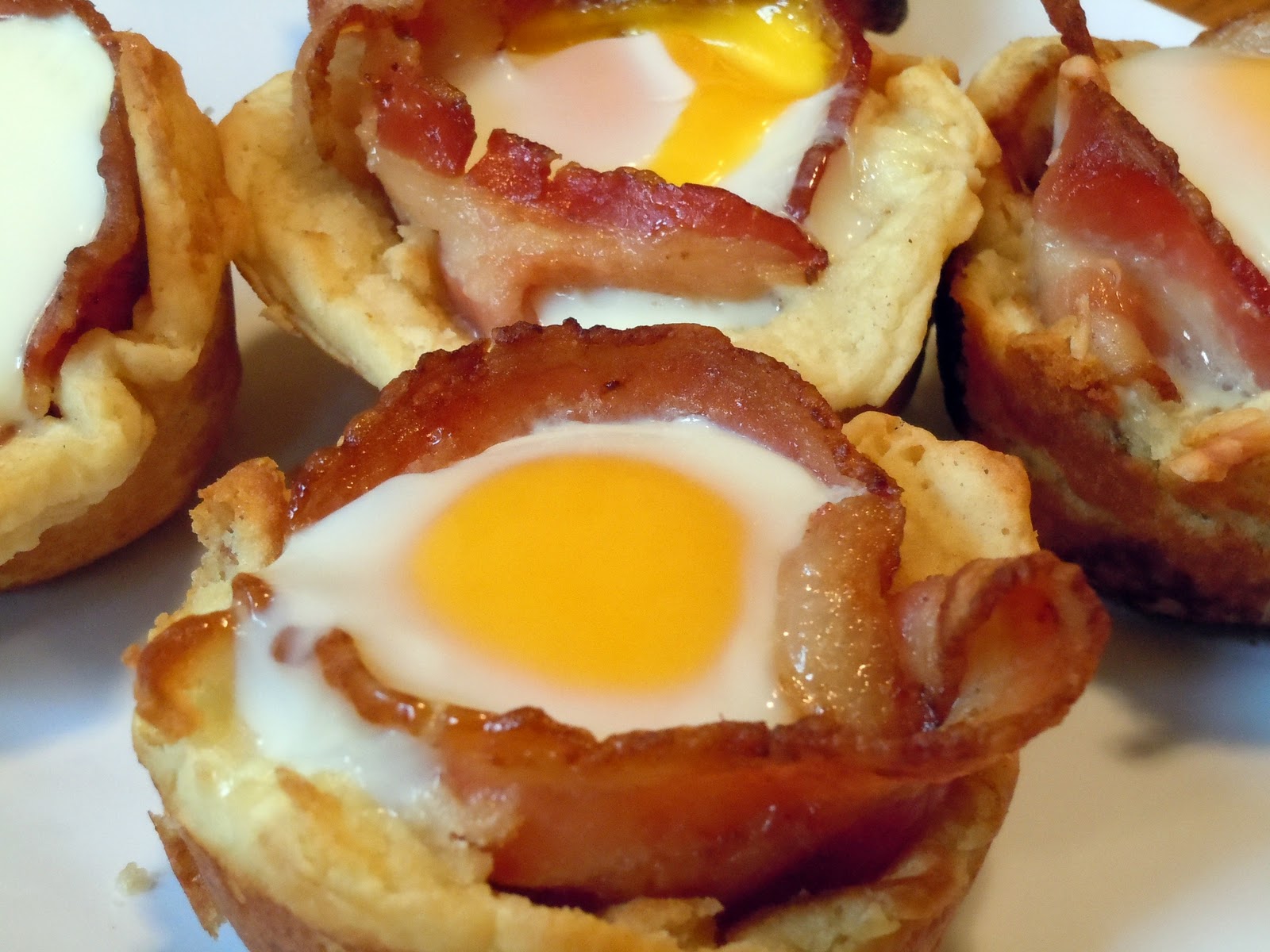 Breakfast Bacon Eggs Cupcakes