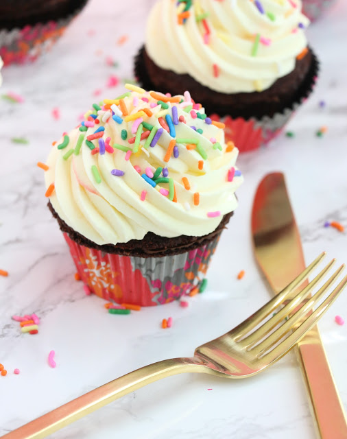 Brownie Ice Cream Sundae Cupcakes