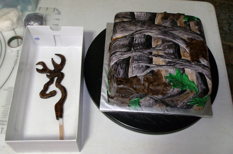 Camo Grooms Cake