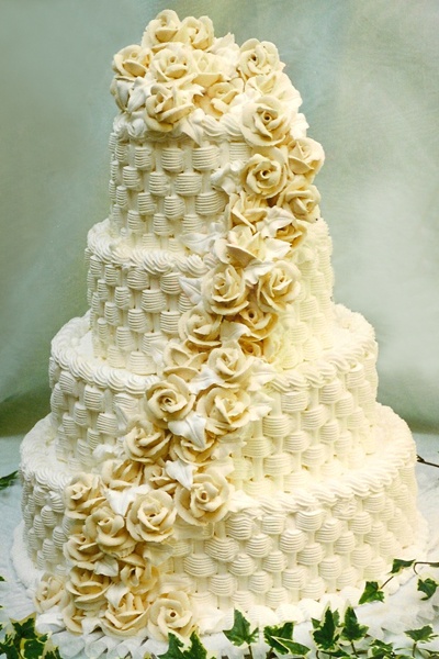 Carlo's Bakery Wedding Cakes