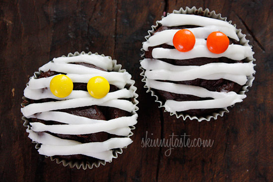 Chocolate Mummy Cupcakes