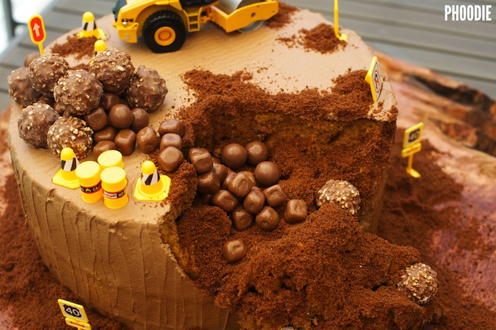 Construction Site Birthday Cake