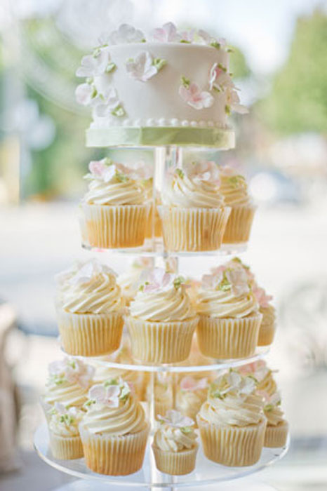 Cupcake Idea Wedding Shower Cake