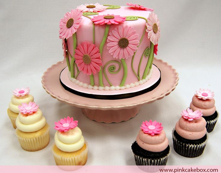 Cupcake Idea Wedding Shower Cake