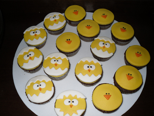 Easter Chick Cupcake Idea