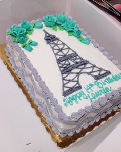 Eiffel Tower Sheet Cake