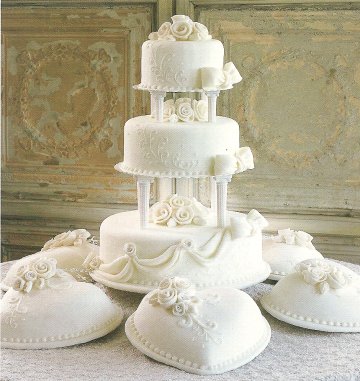 Elegant Wedding Cake