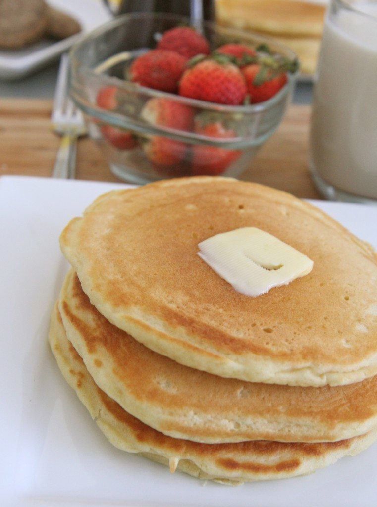 Fluffy Buttermilk Pancakes Recipe