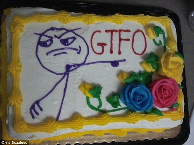 13 Photos of Really Funny Sheet Cakes