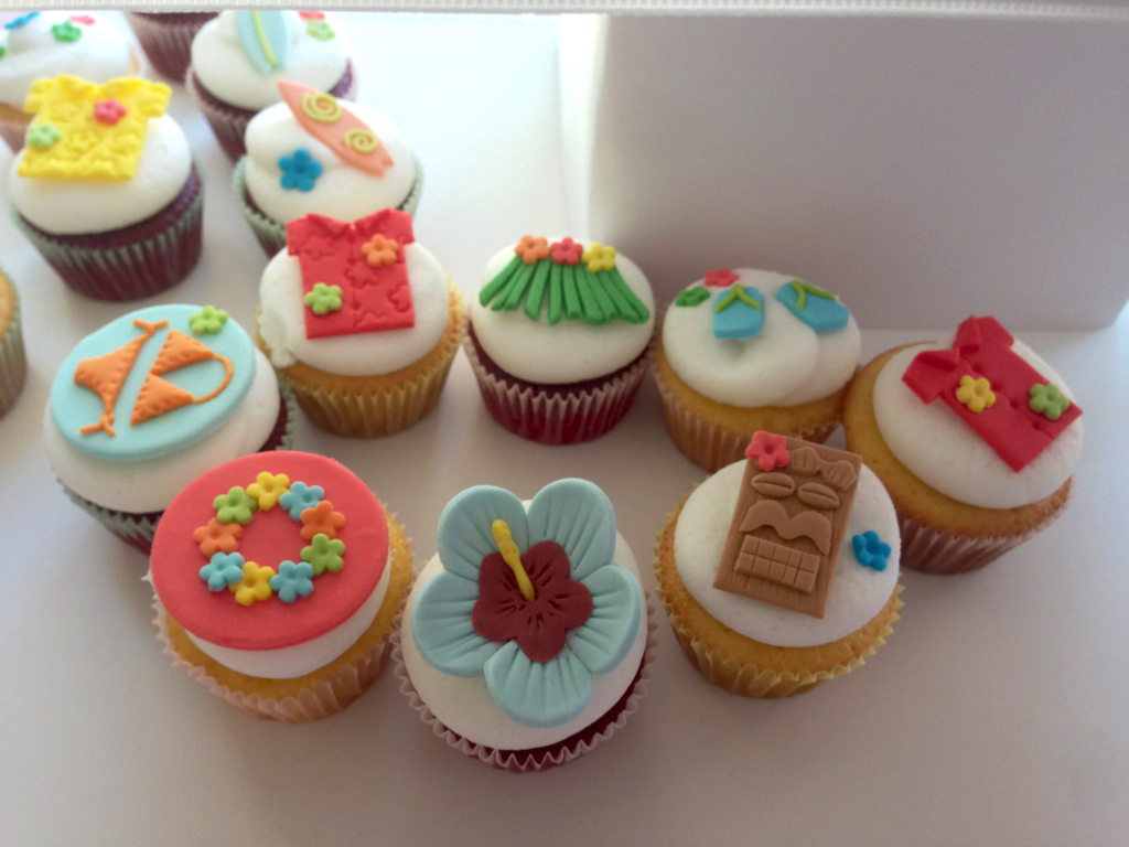 Hawaiian Themed Cupcake Ideas