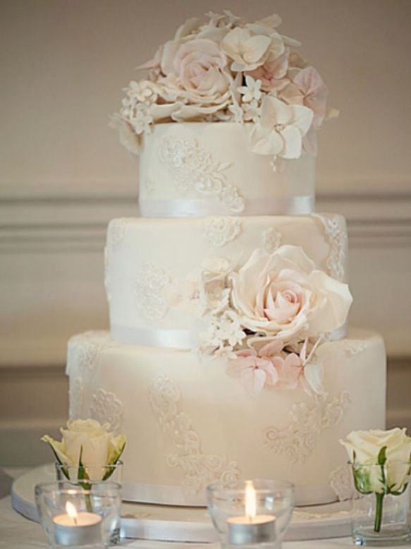 Lace Wedding Cake with Flowers