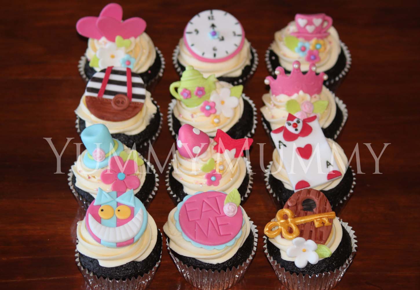 Mad Hatter Birthday Cupcakes