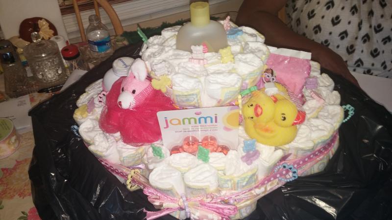 Make Baby Diaper Cake