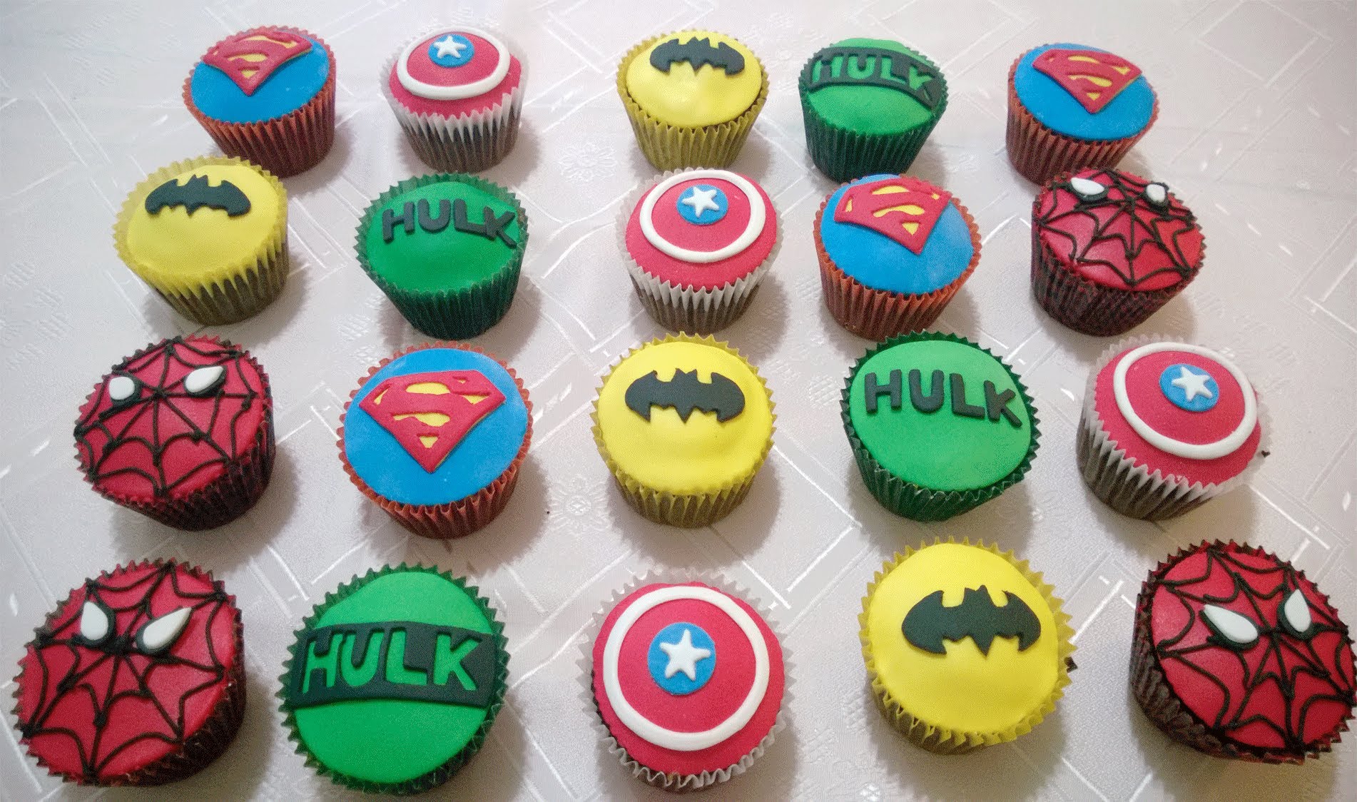 Marvel Super Hero Cupcake Cakes