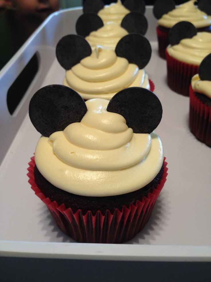 Mickey Mouse Cupcakes Mickey Mouse Cupcakes