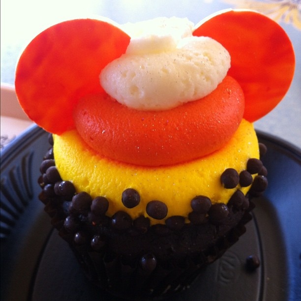 Mickey Mouse Halloween Cupcakes