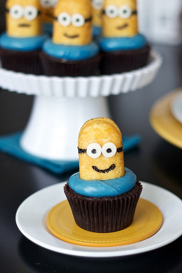 Minion Cupcakes Despicable Me Minion Cupcakes Despicable Me