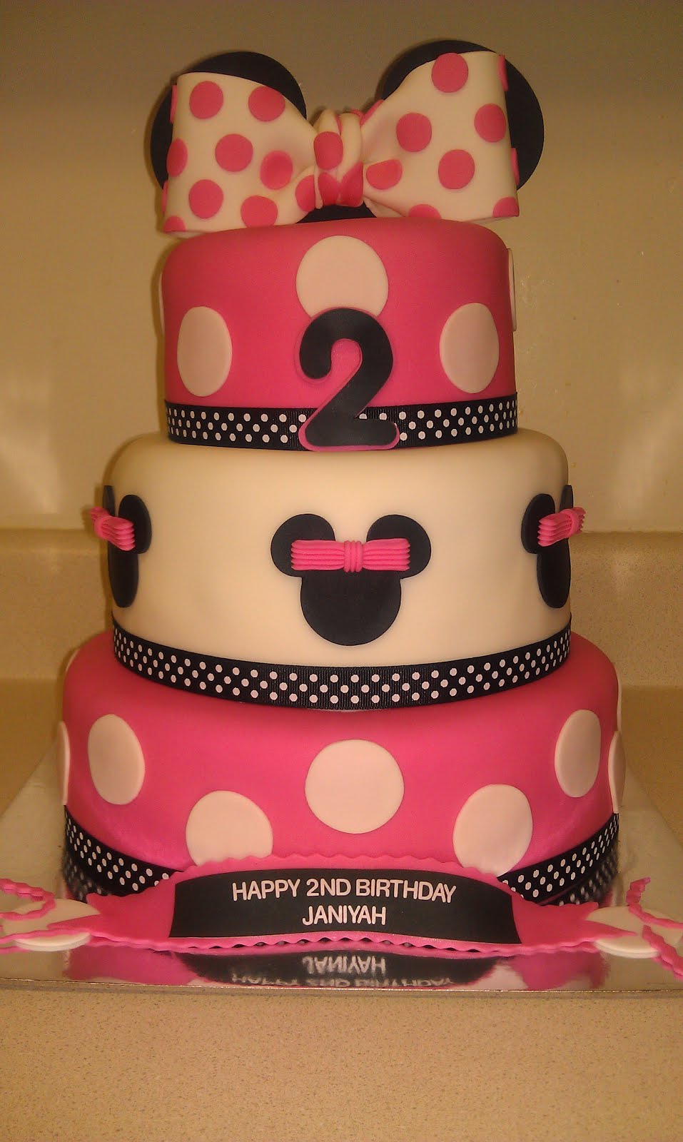Minnie Mouse 2nd Birthday Cake Minnie Mouse 2nd Birthday Cake
