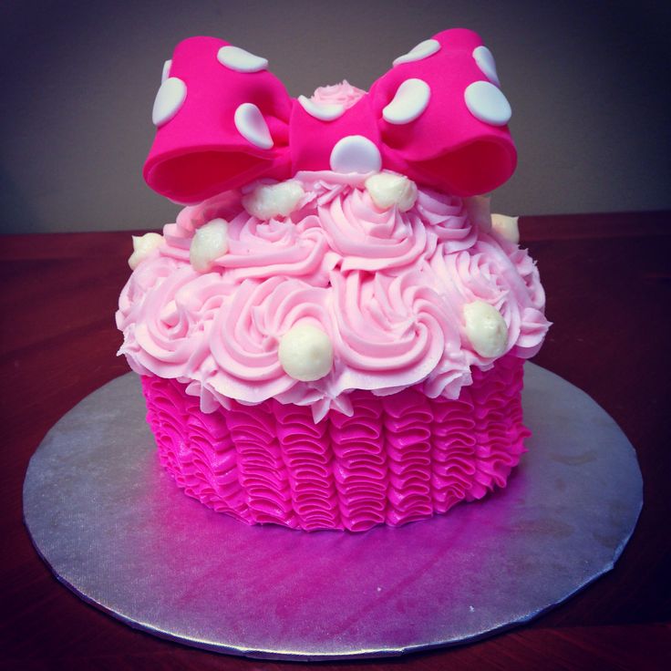 Minnie Mouse Cupcake Smash Cake