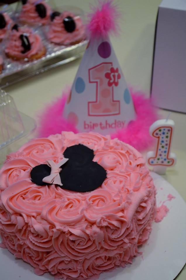 Minnie Mouse Smash Cake