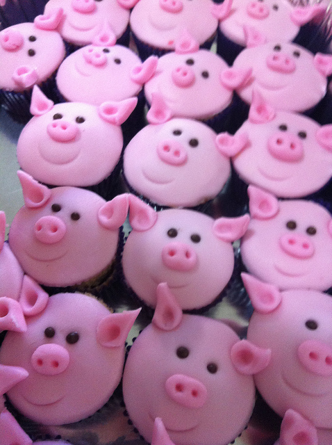 Pig Cupcakes