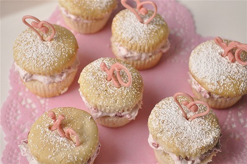 Raspberry Cream Cupcakes