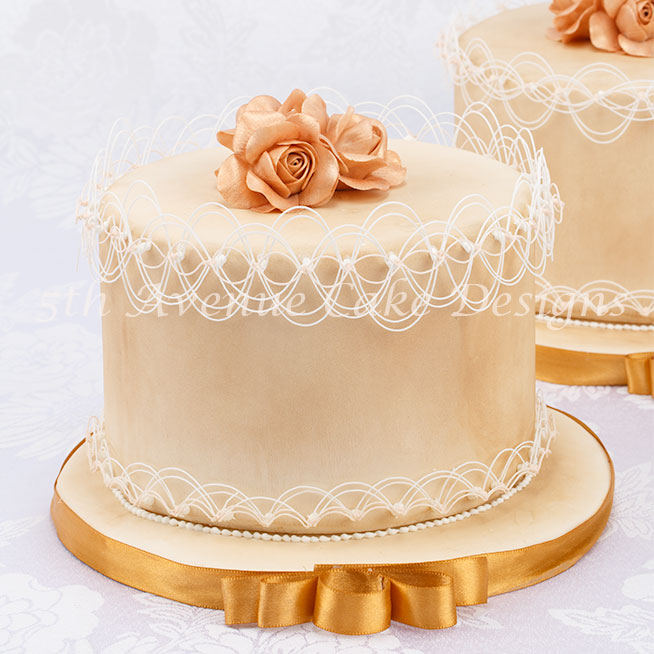 Royal Icing String Work Cake