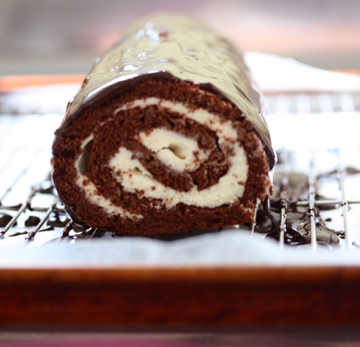 Strawberry & Mascarpone Swiss Roll