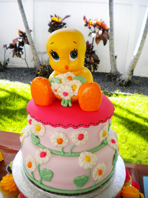 Tweety Baby Shower Cake