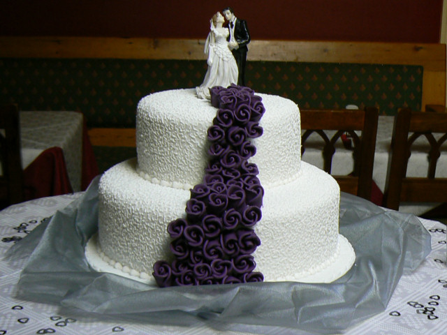 Two Tier Wedding Cake