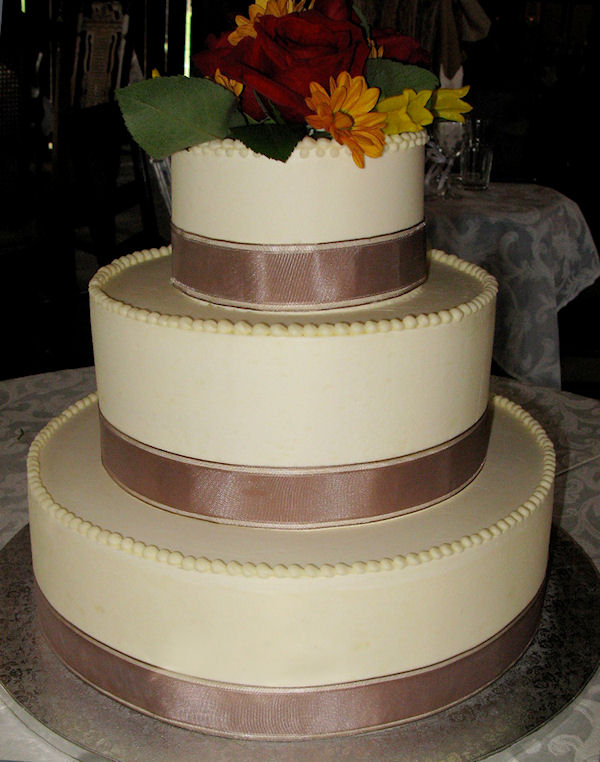 Wedding Cake with Ribbon Wedding Cake with Ribbon