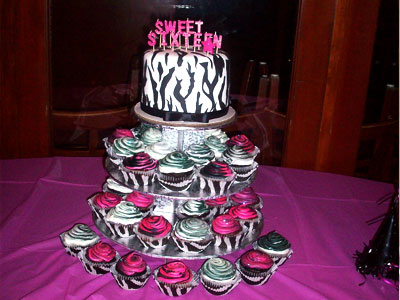 Black and White Sweet 16 Cake