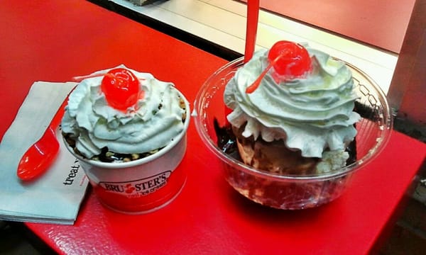Bruster's Ice Cream Sundae Bruster's Ice Cream Sundae