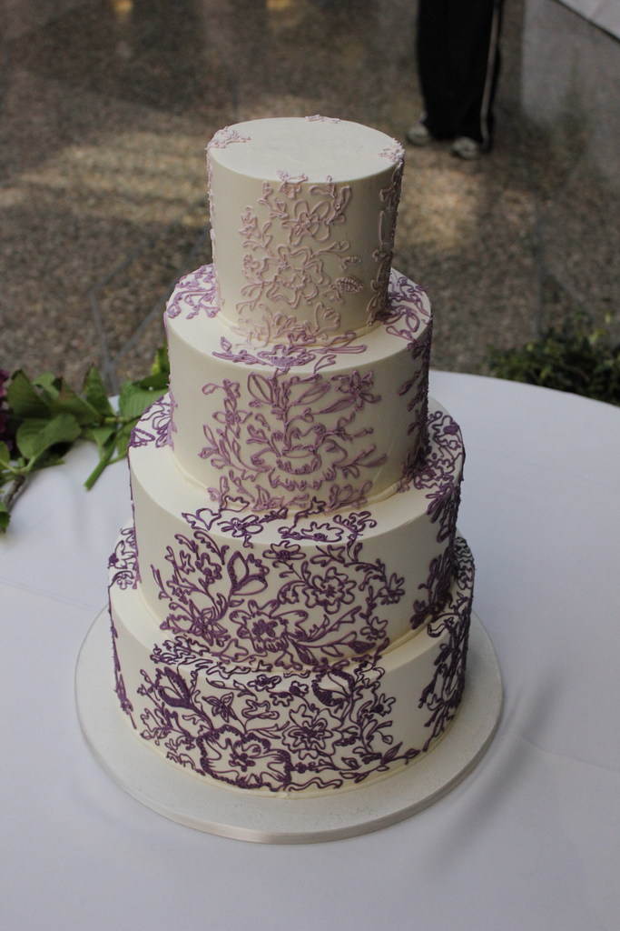 Buttercream Lace Piping Wedding Cakes
