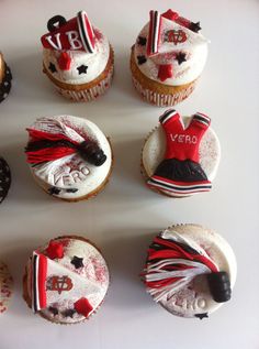 Cheerleader Cupcake Cake