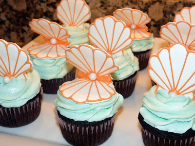 Chocolate Seashell Cupcake Toppers