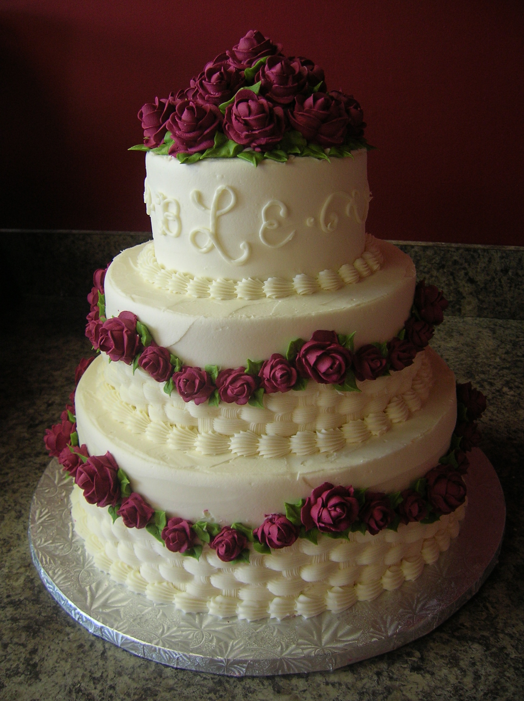 Cranberry Wedding Cakes with Roses Cranberry Wedding Cakes with Roses