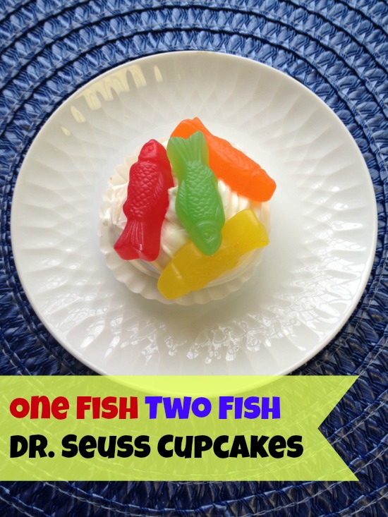 Dr One Seuss Two Fish Snacks