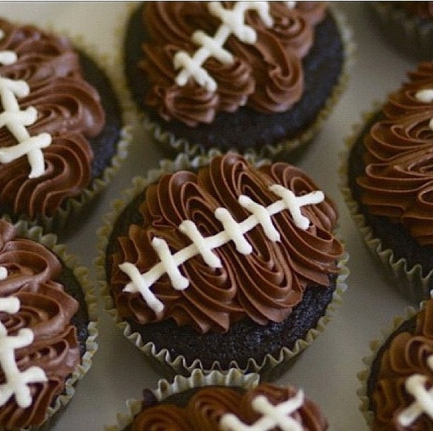 Football Cupcakes