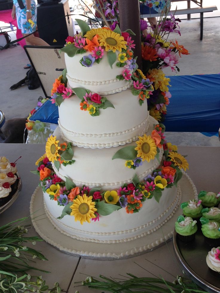 Hawaiian Themed Wedding Cake Hawaiian Themed Wedding Cake