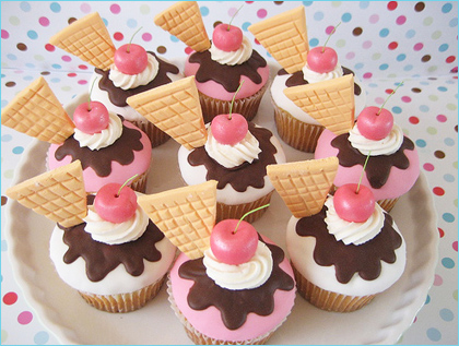 Ice Cream Sundae Cupcakes