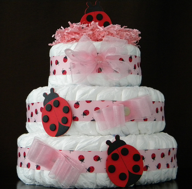 Ladybug Baby Shower Diaper Cake Idea Ladybug Baby Shower Diaper Cake Idea