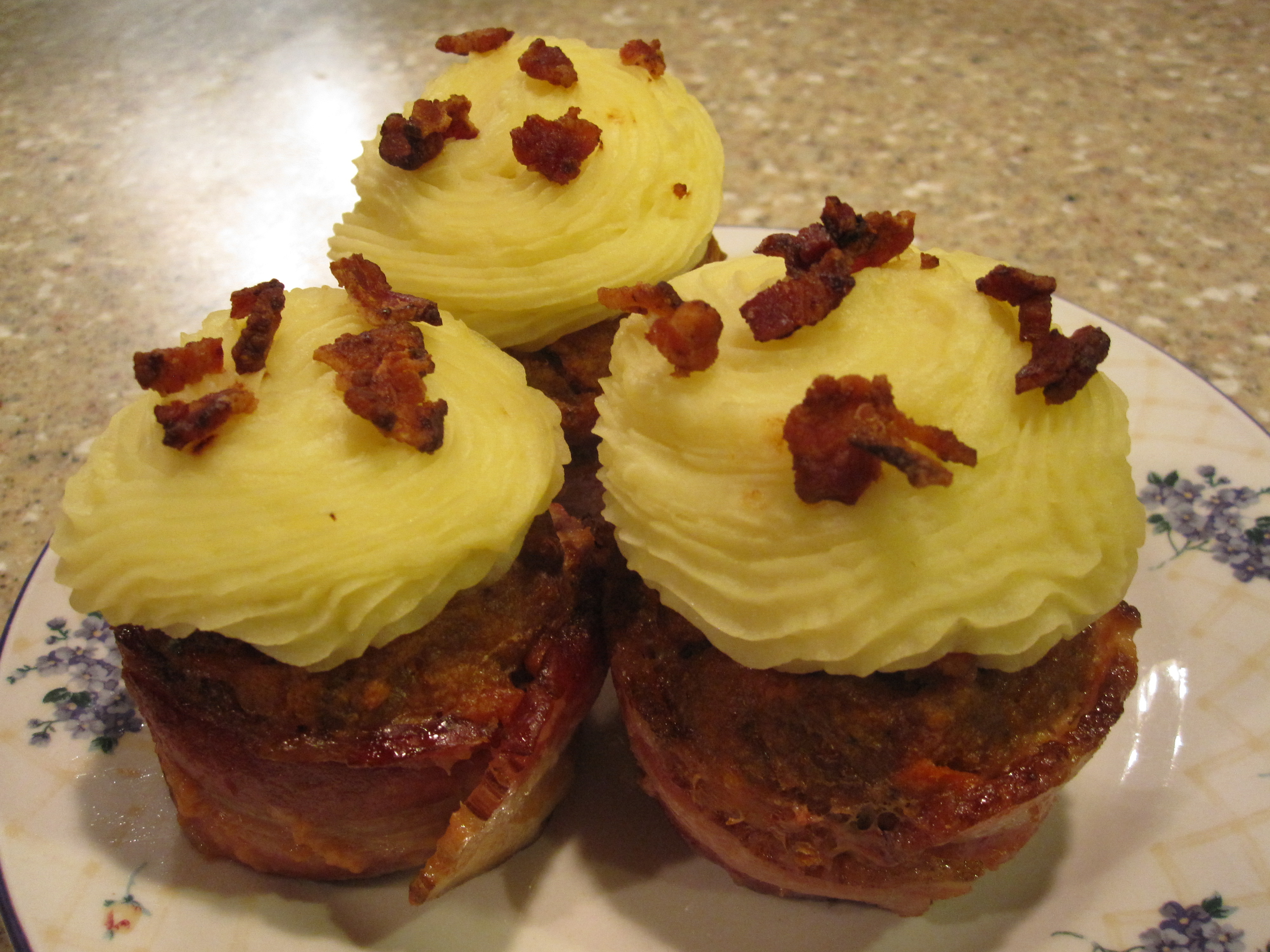 Meatloaf Cupcakes with Mashed Potato Topping