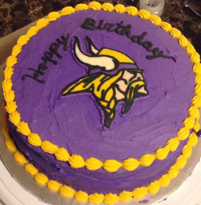 Minnesota Vikings Happy Birthday Cake