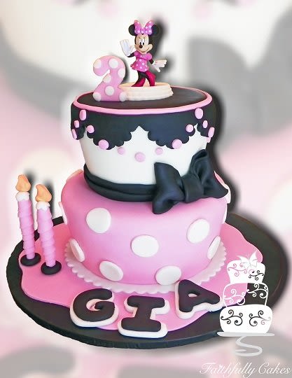 Minnie Mouse Birthday Cake