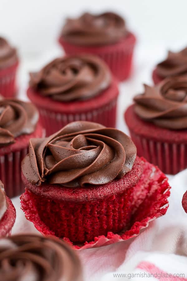 Red Velvet Cake with Chocolate