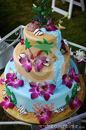 Tropical Beach Wedding Cakes